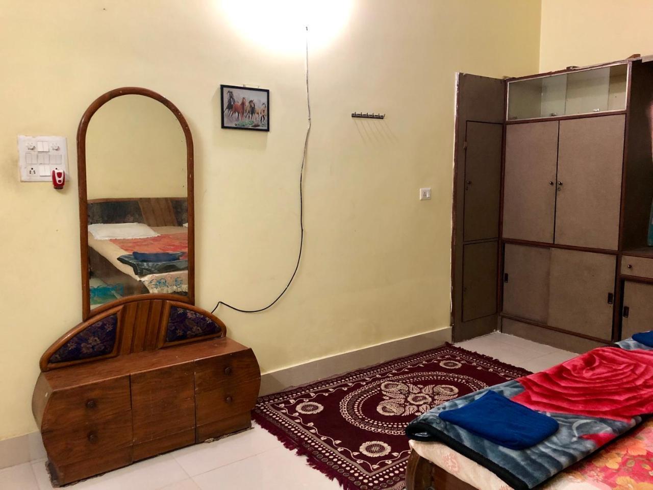 Gangotri Paying Guest House Varanasi Eksteriør bilde